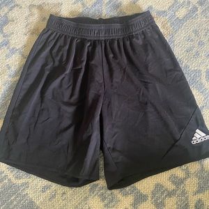 EUC large mens addidas climate shorts